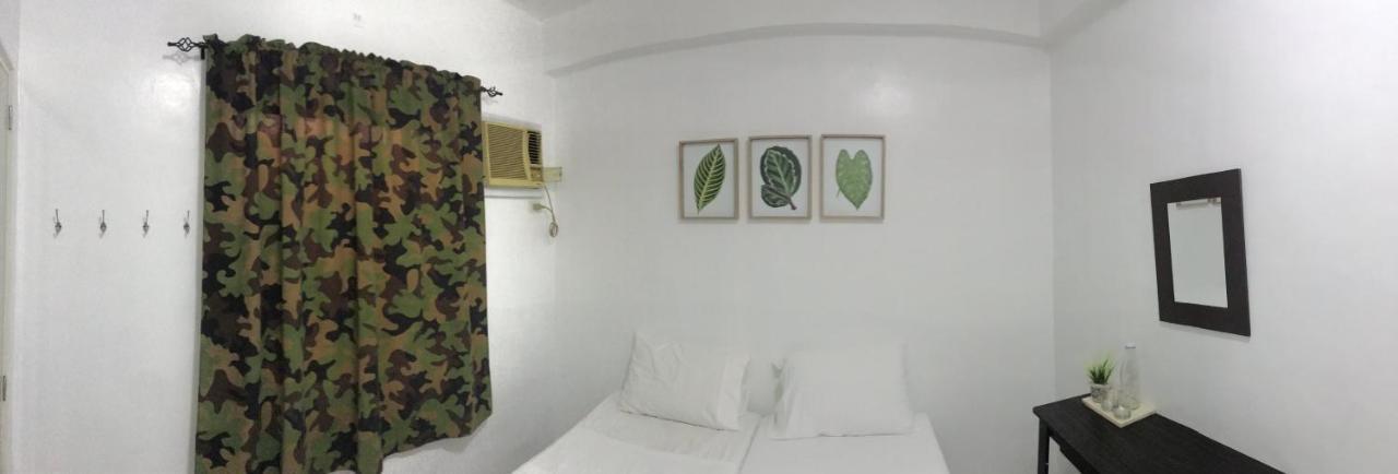 Ignacio'S Place บาโคลอด ภายนอก รูปภาพ